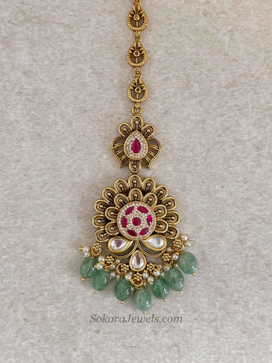 Ruby Green Kundan Bridal Tikka - SOKORA JEWELSRuby Green Kundan Bridal Tikka