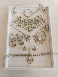 Samreen Kundan Bridal set - SOKORA JEWELSSamreen Kundan Bridal set