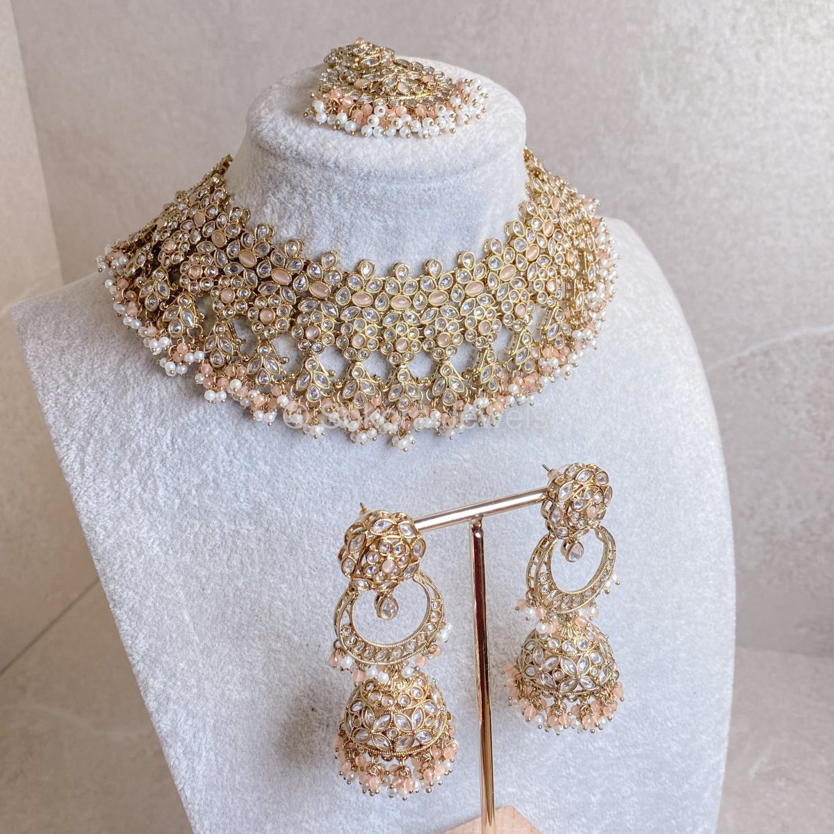 Seema Necklace set - Peach - SOKORA JEWELSSeema Necklace set - Peach