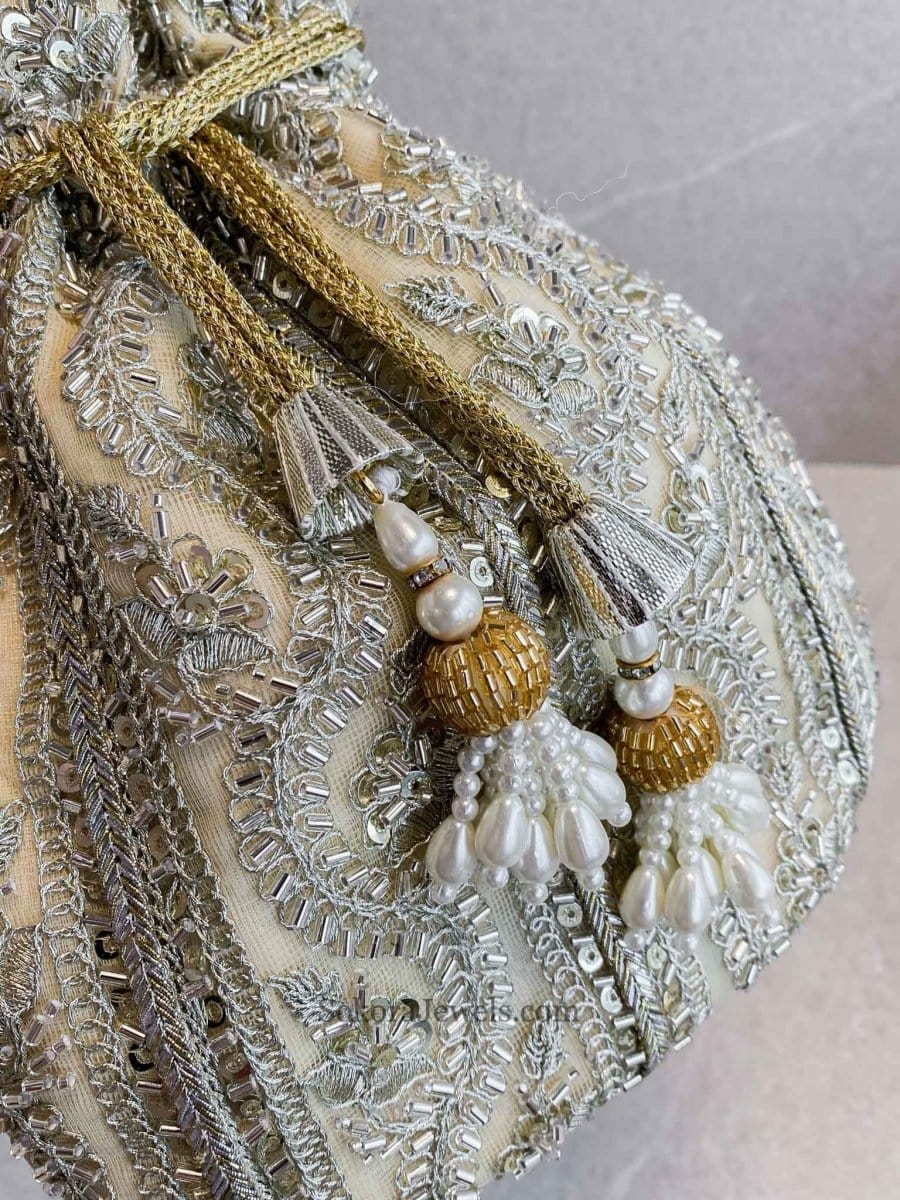 Sequin & Thread Detail Potli Bag - 2 Colour Options - SOKORA JEWELSSequin & Thread Detail Potli Bag - 2 Colour Options