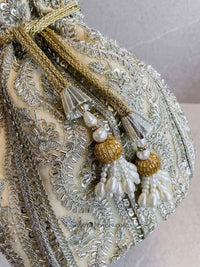 Sequin & Thread Detail Potli Bag - 2 Colour Options - SOKORA JEWELSSequin & Thread Detail Potli Bag - 2 Colour Options