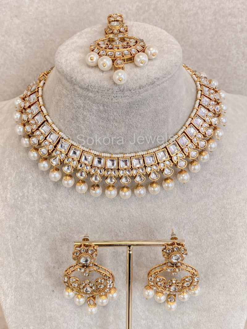 Shelly Faux Kundan Set - Pearl - SOKORA JEWELSShelly Faux Kundan Set - PearlNECKLACE SETS