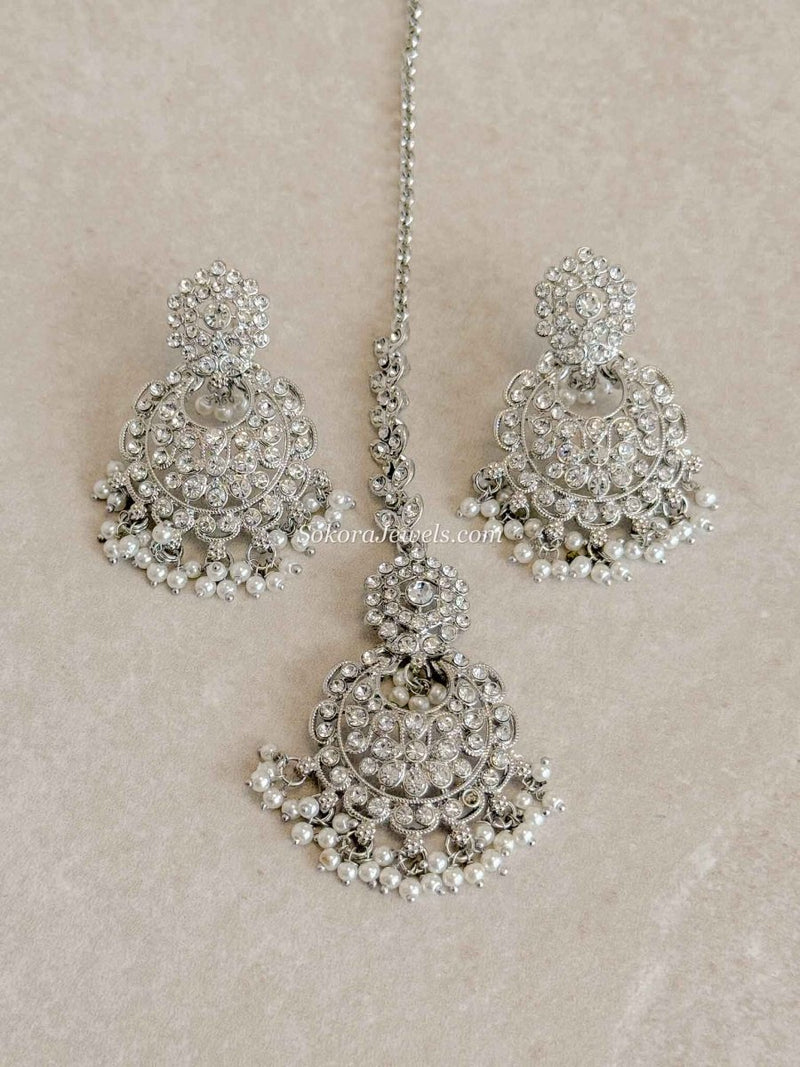 Silver & Pearl Earrings with Tikka Set - SOKORA JEWELSSilver & Pearl Earrings with Tikka Set