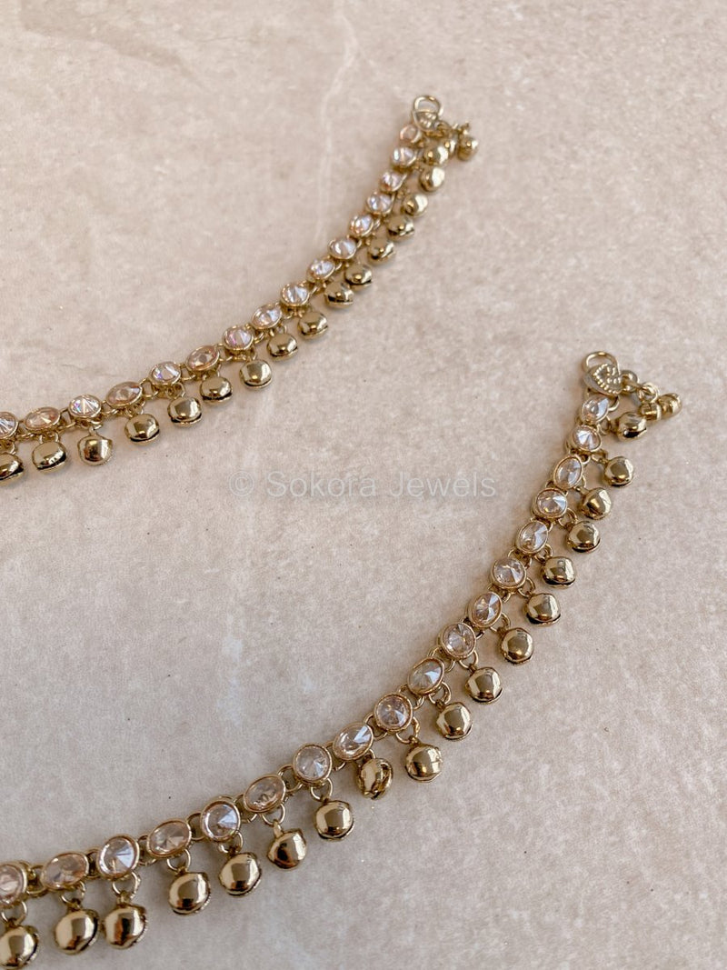 Simple Belled Anklets - Golden - SOKORA JEWELSSimple Belled Anklets - Golden