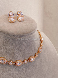 Simple Kundan Set - SOKORA JEWELSSimple Kundan SetNECKLACE SETS