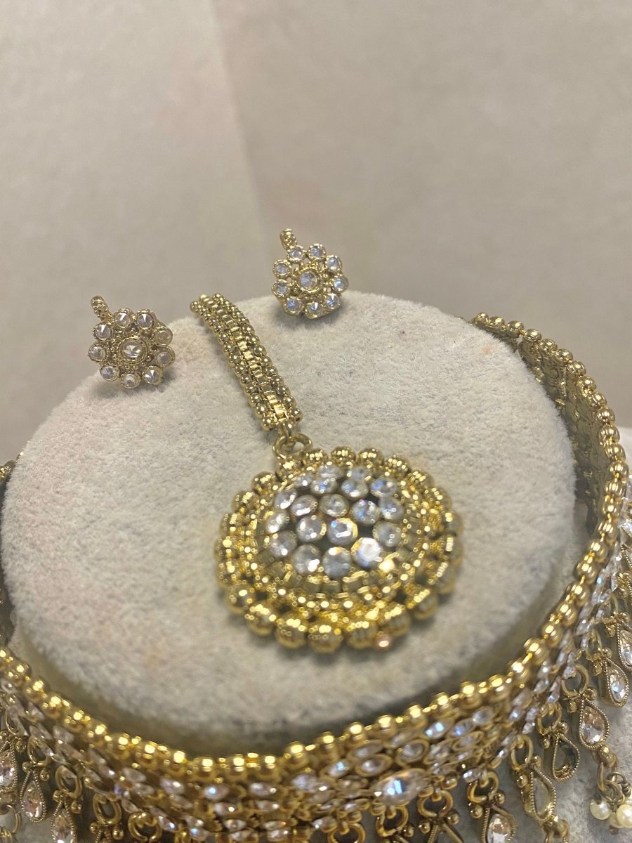 SLIGHTLY IMPERFECT: Antique Gold Choker Set - Clear - SOKORA JEWELSSLIGHTLY IMPERFECT: Antique Gold Choker Set - Clear