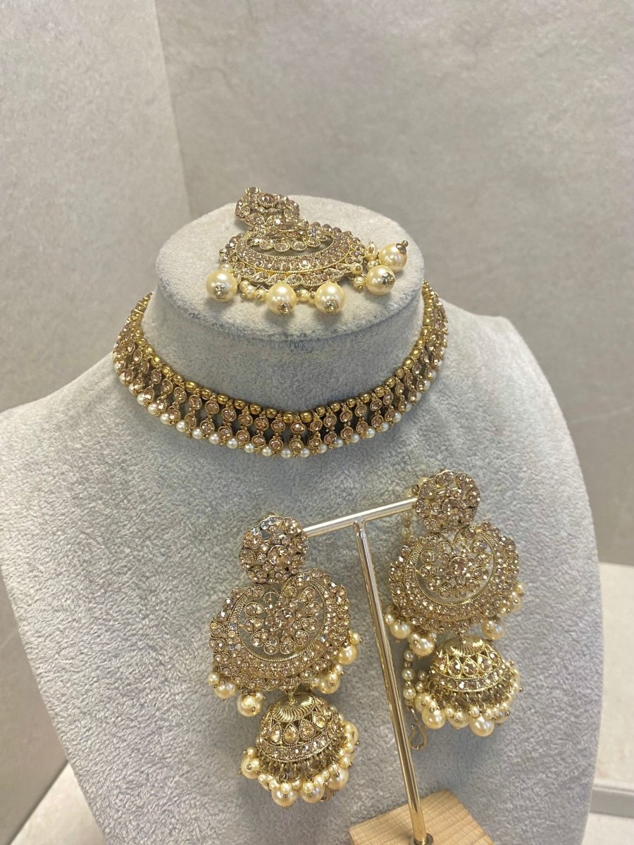 SLIGHTLY IMPERFECT: Antique Gold Choker Set - Golden - SOKORA JEWELSSLIGHTLY IMPERFECT: Antique Gold Choker Set - Golden