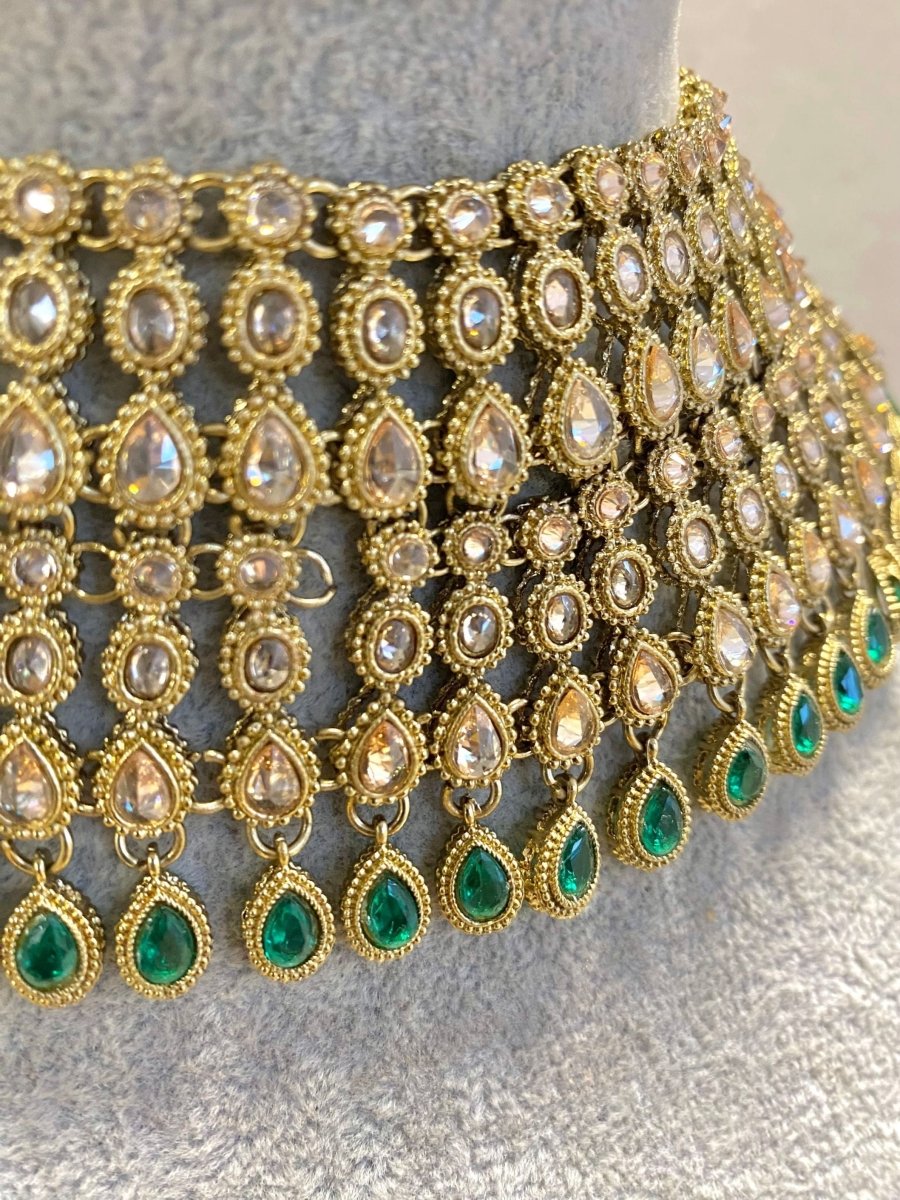 SLIGHTLY IMPERFECT: Antique Gold Choker Set - Green - SOKORA JEWELSSLIGHTLY IMPERFECT: Antique Gold Choker Set - GreenNECKLACE SETS