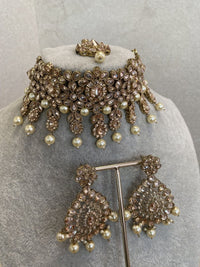 SLIGHTLY IMPERFECT: Antique Gold Choker Set - Pearl - SOKORA JEWELSSLIGHTLY IMPERFECT: Antique Gold Choker Set - Pearl