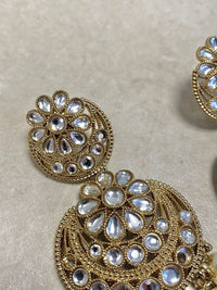 (Slightly Imperfect) Antique Gold Drop Earrings - Clear - SOKORA JEWELS(Slightly Imperfect) Antique Gold Drop Earrings - Clear