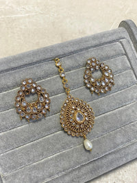SLIGHTLY IMPERFECT: Antique Gold Earring and Tikka set - Clear - SOKORA JEWELSSLIGHTLY IMPERFECT: Antique Gold Earring and Tikka set - Clear