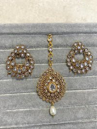 SLIGHTLY IMPERFECT: Antique Gold Earring and Tikka set - Clear - SOKORA JEWELSSLIGHTLY IMPERFECT: Antique Gold Earring and Tikka set - Clear