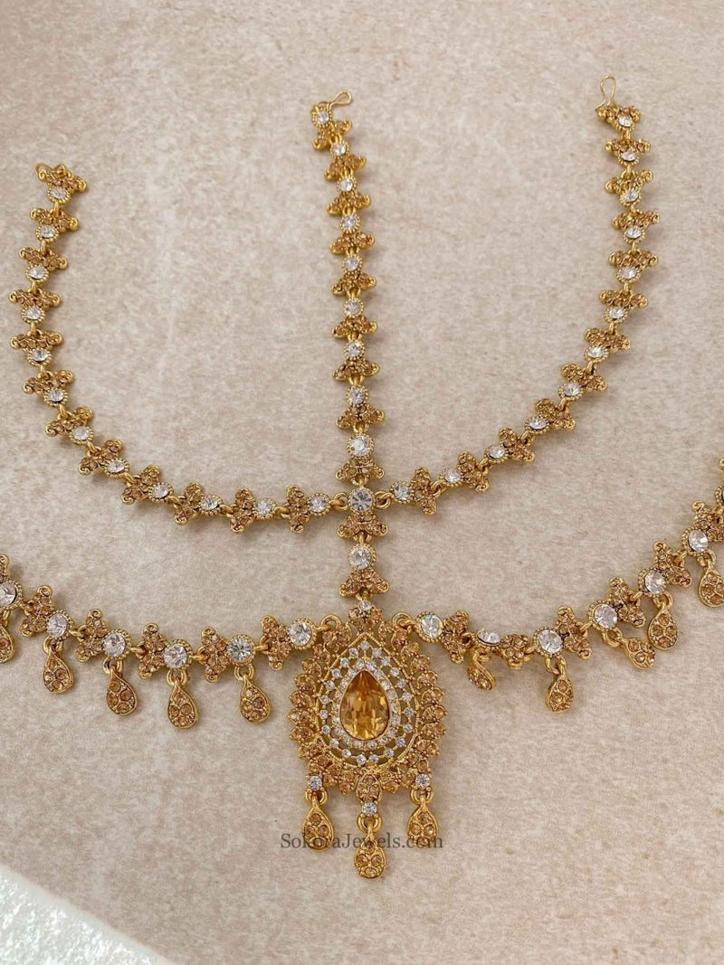 SLIGHTLY IMPERFECT: Antique Gold Mathapatti - Gold/Clear - SOKORA JEWELSSLIGHTLY IMPERFECT: Antique Gold Mathapatti - Gold/Clear