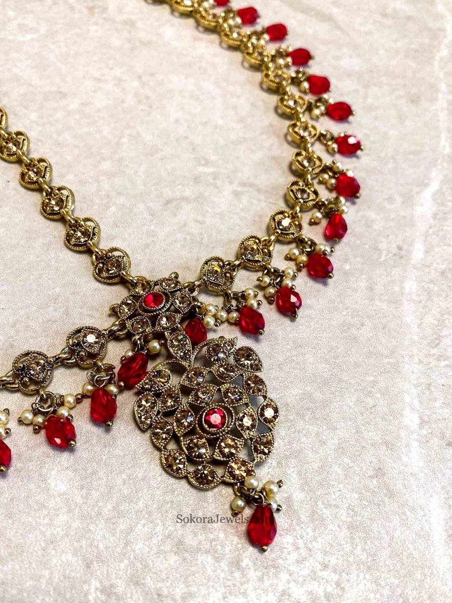 SLIGHTLY IMPERFECT: Antique Gold Mathapatti - Red - SOKORA JEWELSSLIGHTLY IMPERFECT: Antique Gold Mathapatti - Red