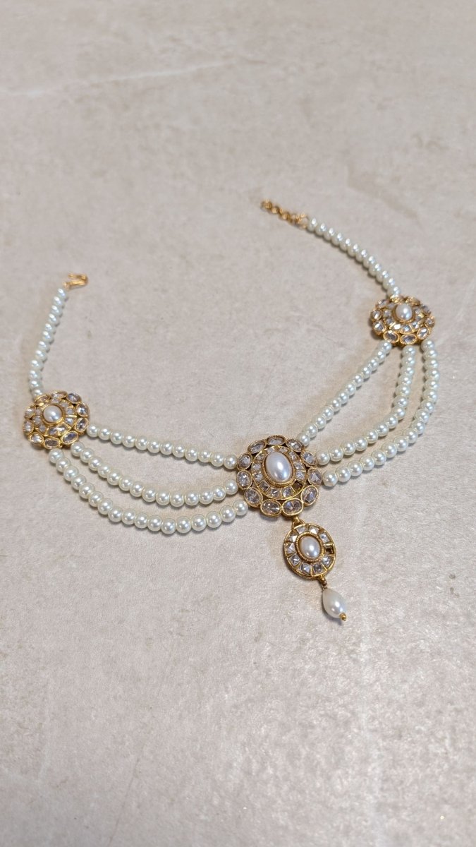 SLIGHTLY IMPERFECT: Antique Gold Pearl Chain Kalgi - SOKORA JEWELSSLIGHTLY IMPERFECT: Antique Gold Pearl Chain Kalgi