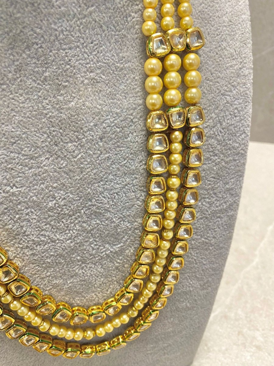 SLIGHTLY IMPERFECT: Bright Gold Kundan Mala Set - SOKORA JEWELSSLIGHTLY IMPERFECT: Bright Gold Kundan Mala SetNECKLACE SETS