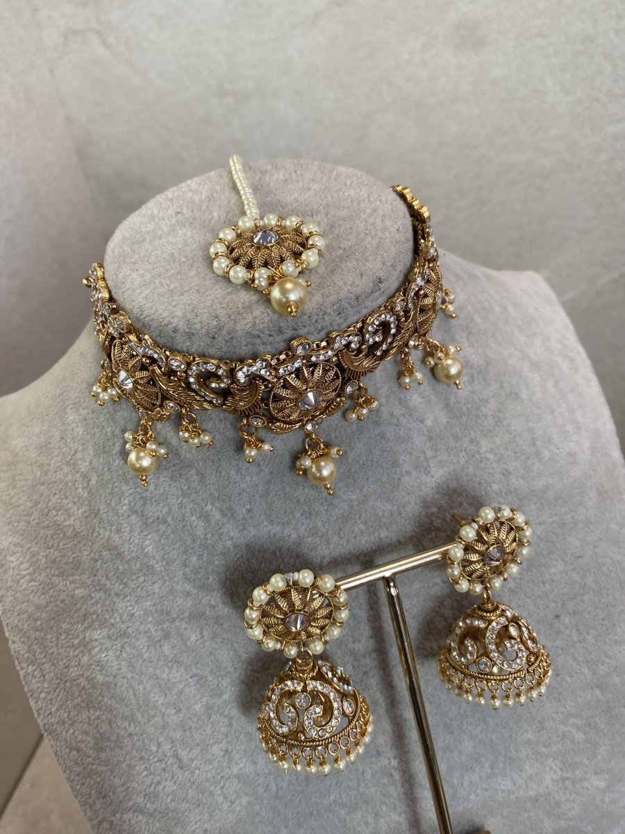 SLIGHTLY IMPERFECT: Diana Choker Set - Clear/Pearl - SOKORA JEWELSSLIGHTLY IMPERFECT: Diana Choker Set - Clear/PearlChoker Sets