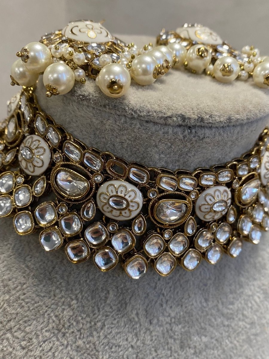 SLIGHTLY IMPERFECT: Meenakari Kundan Set - White - SOKORA JEWELSSLIGHTLY IMPERFECT: Meenakari Kundan Set - White