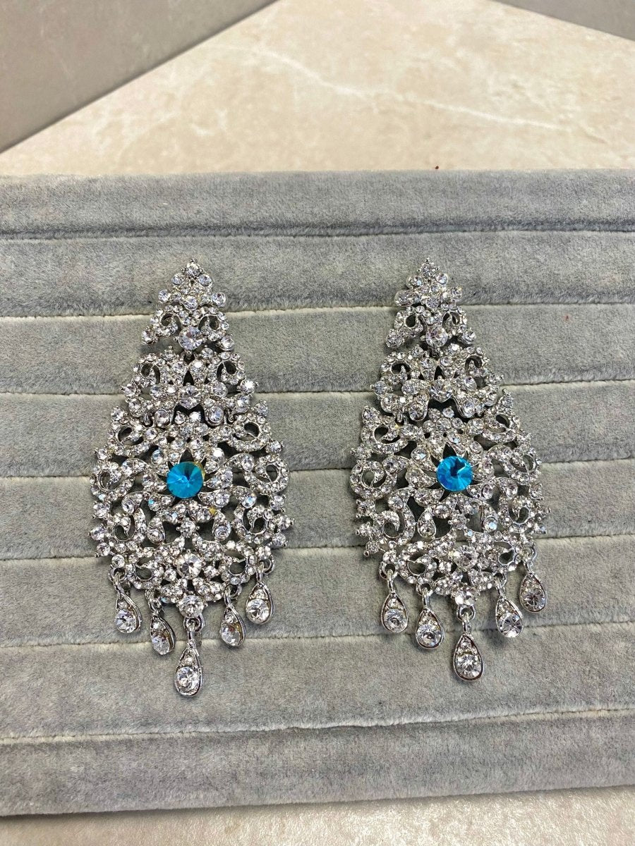 SLIGHTLY IMPERFECT: Silver Crystal Drop Earrings - SOKORA JEWELSSLIGHTLY IMPERFECT: Silver Crystal Drop Earrings