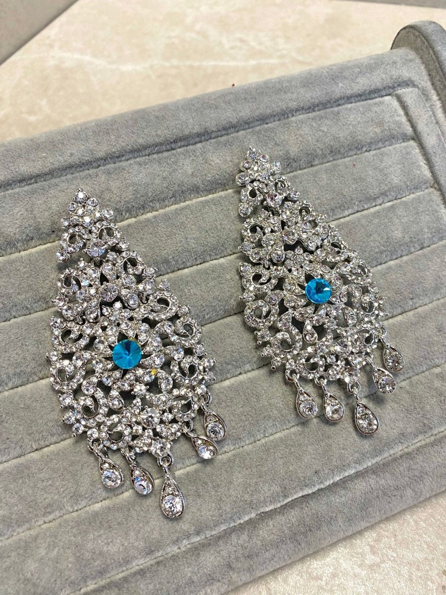 SLIGHTLY IMPERFECT: Silver Crystal Drop Earrings - SOKORA JEWELSSLIGHTLY IMPERFECT: Silver Crystal Drop Earrings