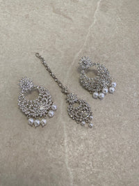SLIGHTLY IMPERFECT: Silver Earring & Tikka Set - SOKORA JEWELSSLIGHTLY IMPERFECT: Silver Earring & Tikka Set