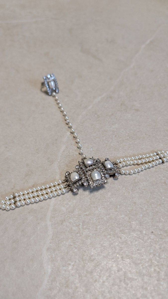 SLIGHTLY IMPERFECT: Silver Hand Harness - SOKORA JEWELSSLIGHTLY IMPERFECT: Silver Hand Harness