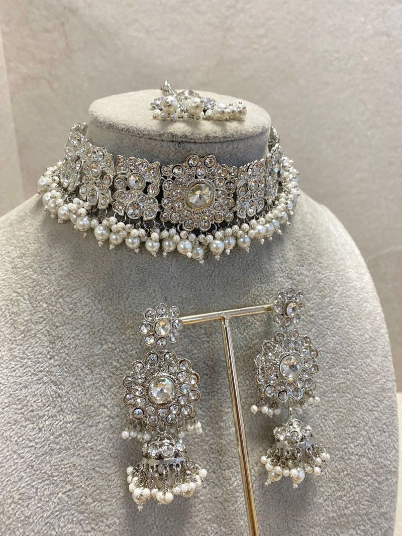 SLIGHTLY IMPERFECT: Silver Necklace Set - Pearl - SOKORA JEWELSSLIGHTLY IMPERFECT: Silver Necklace Set - Pearl