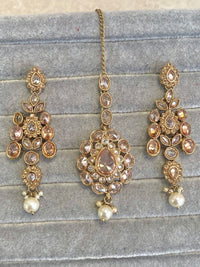 SLIGHTLY IMPERFECT:Antique Gold Earring & Tikka - Golden - SOKORA JEWELSSLIGHTLY IMPERFECT:Antique Gold Earring & Tikka - Golden