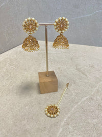 SLIGHTLY IMPERFECT:Antique Gold Earring & Tikka - Pearl - SOKORA JEWELSSLIGHTLY IMPERFECT:Antique Gold Earring & Tikka - Pearl