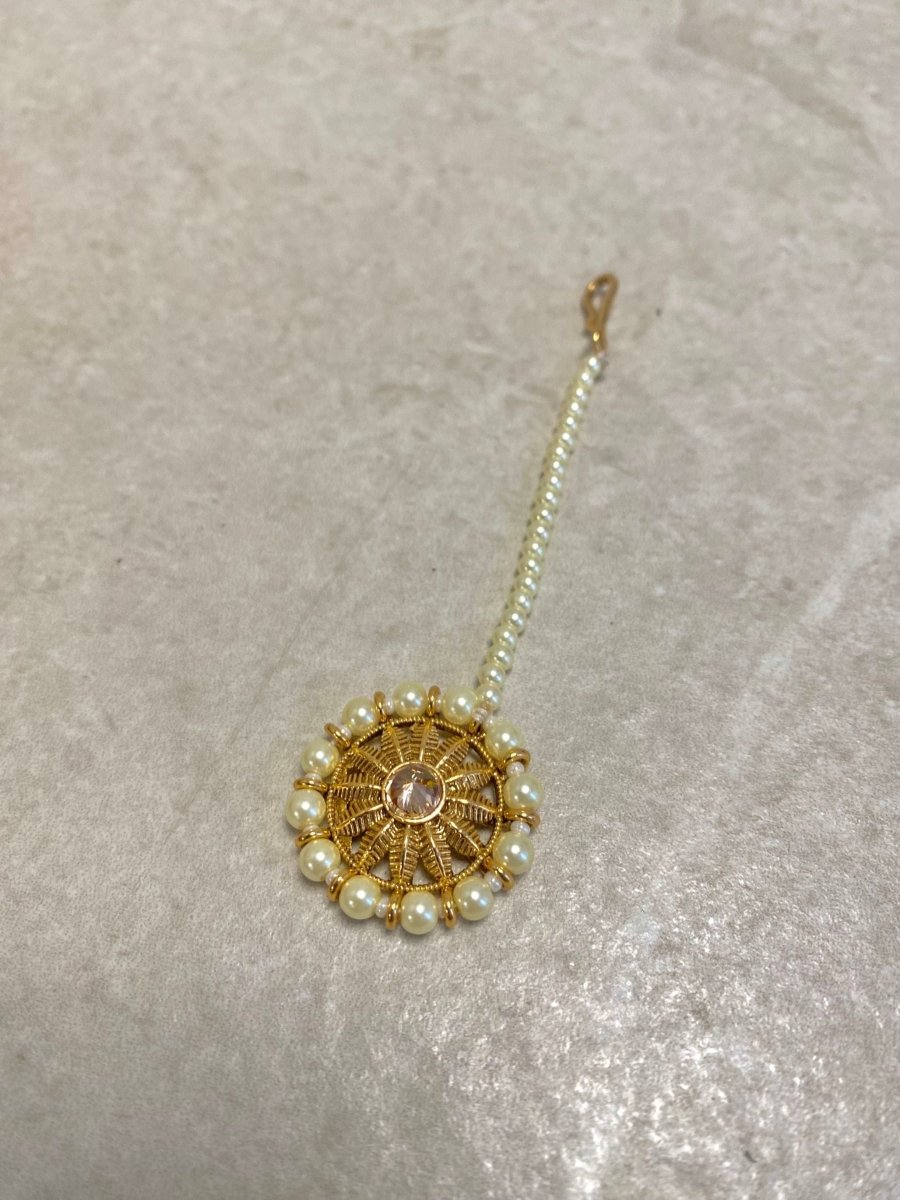 SLIGHTLY IMPERFECT:Antique Gold Earring & Tikka - Pearl - SOKORA JEWELSSLIGHTLY IMPERFECT:Antique Gold Earring & Tikka - Pearl