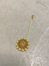 SLIGHTLY IMPERFECT:Antique Gold Earring & Tikka - Pearl - SOKORA JEWELSSLIGHTLY IMPERFECT:Antique Gold Earring & Tikka - Pearl