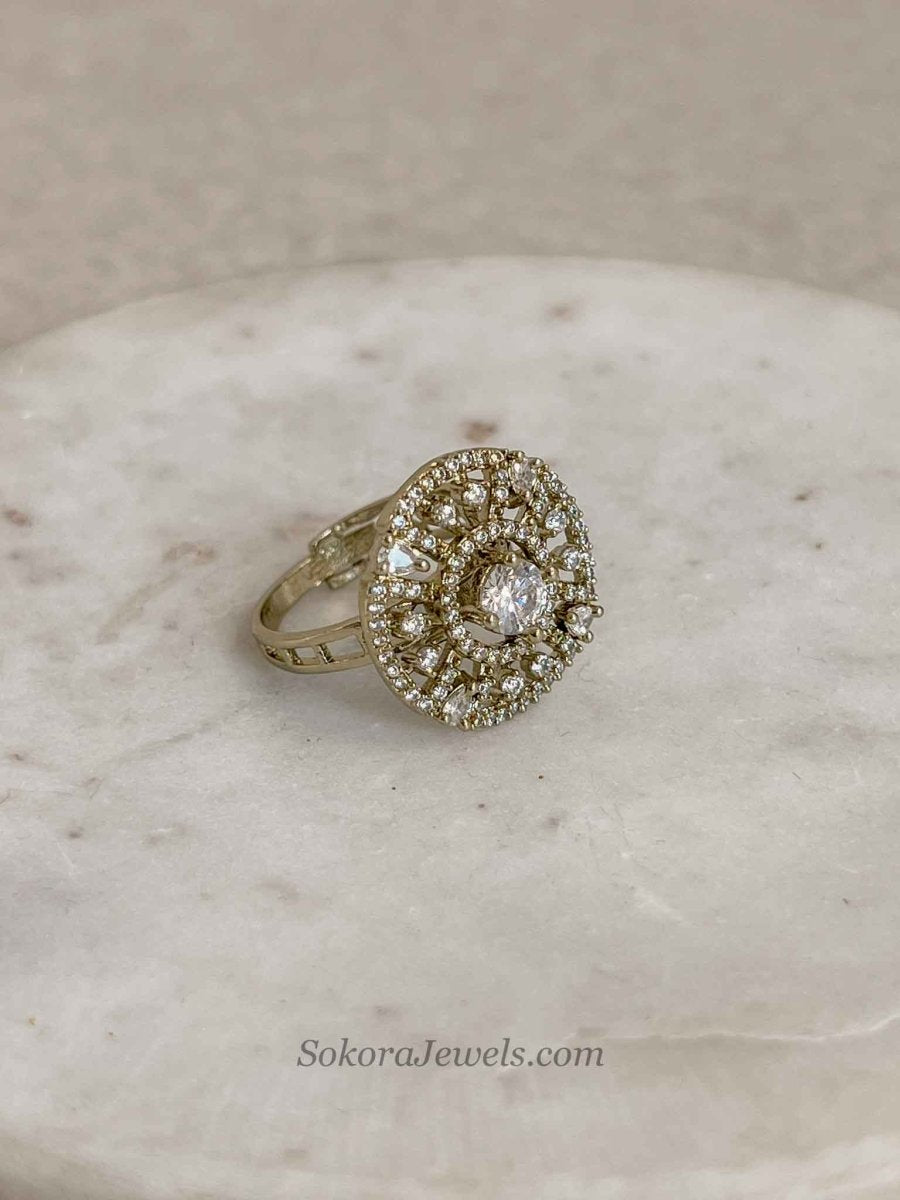 Small Antique Gold & Diamante Ring - SOKORA JEWELSSmall Antique Gold & Diamante RingRING