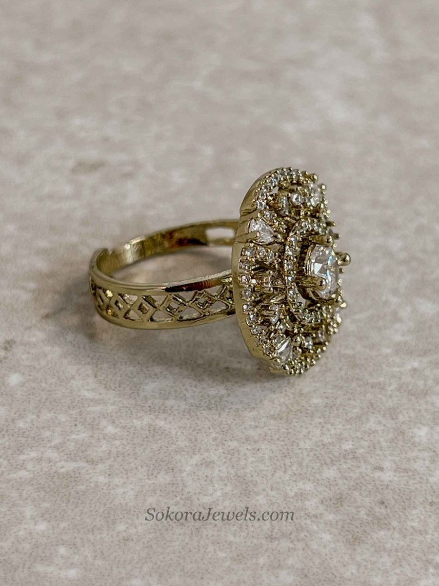 Small Antique Gold & Diamante Ring - SOKORA JEWELSSmall Antique Gold & Diamante RingRING