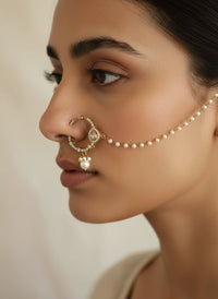 Small Antique Gold & Kundan Nose Ring - SOKORA JEWELSSmall Antique Gold & Kundan Nose Ring