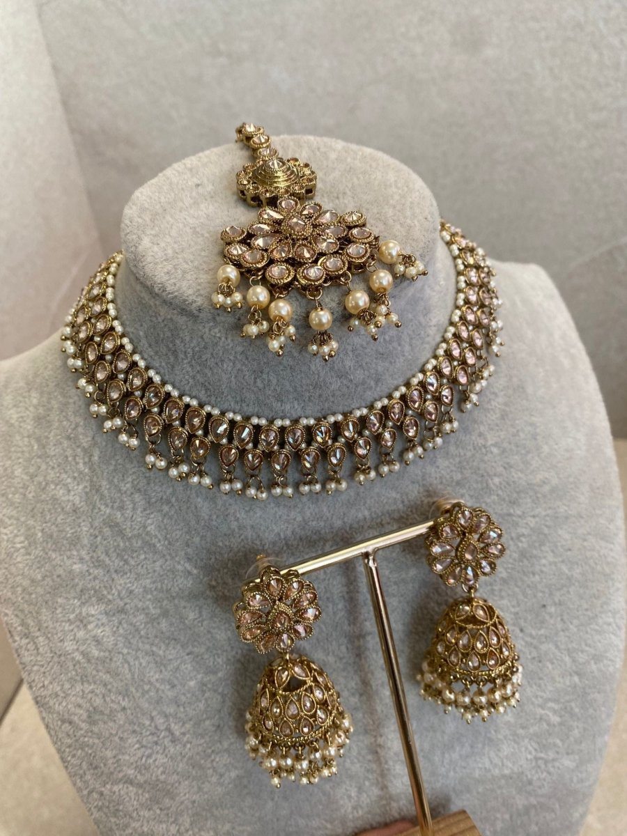 Small Dainty Choker - Champagne - SOKORA JEWELSSmall Dainty Choker - ChampagneChoker Sets