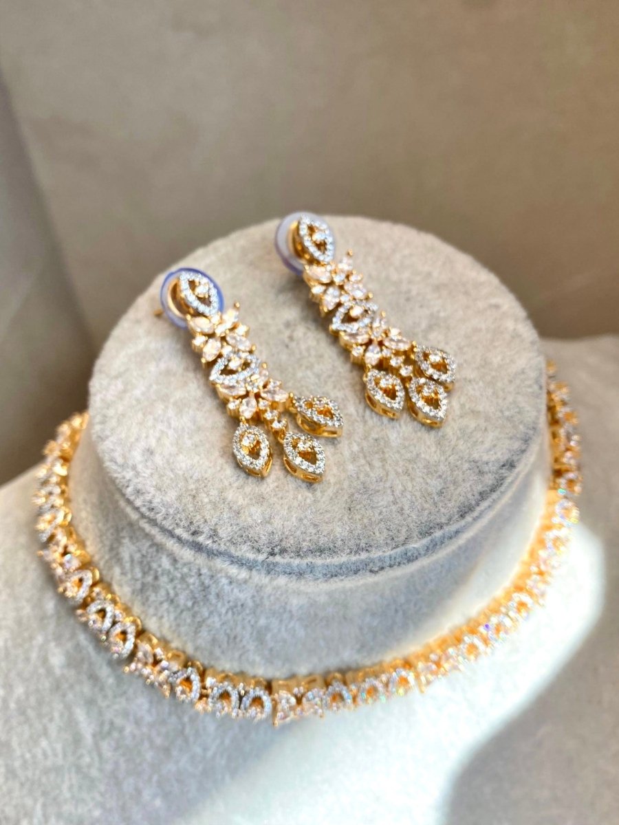 Small Diamante Gold Necklace Set - SOKORA JEWELSSmall Diamante Gold Necklace Set