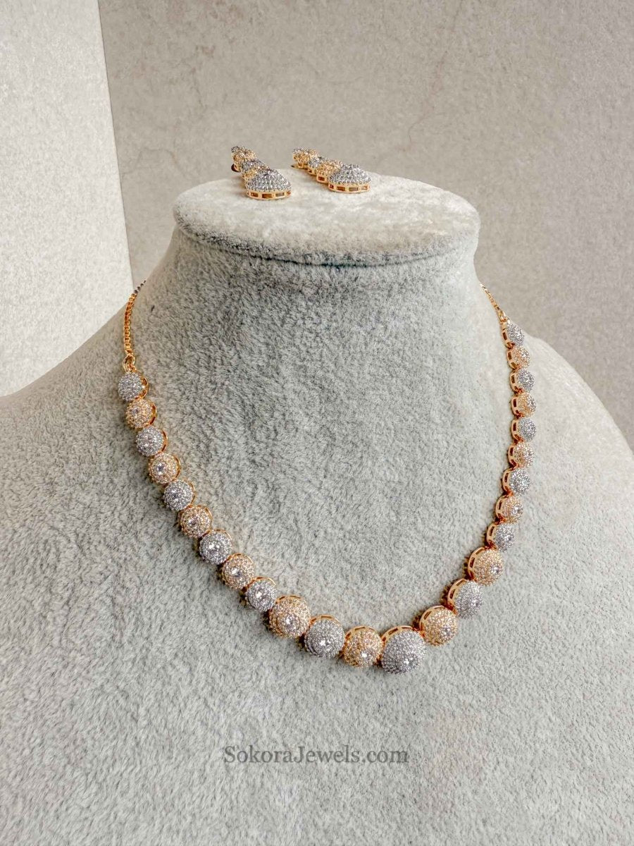 Small Diamante Necklace Set - SOKORA JEWELSSmall Diamante Necklace Setnecklace sets