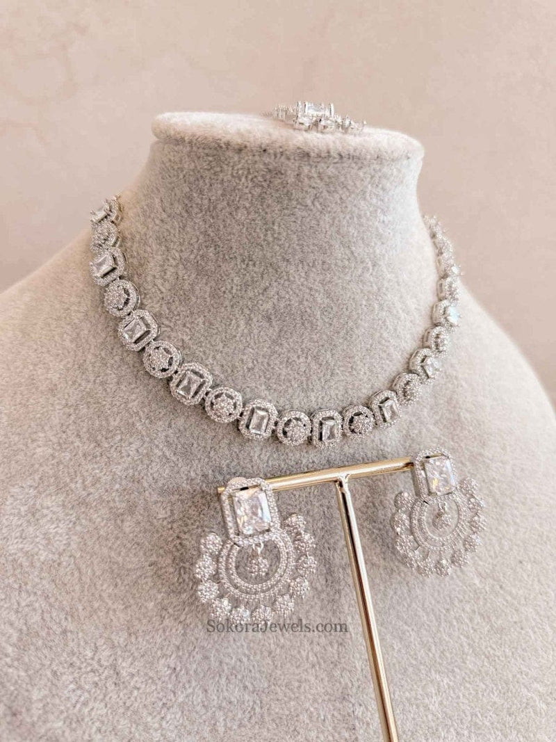 Small Diamante Set with Chandbali Earrings - SOKORA JEWELSSmall Diamante Set with Chandbali EarringsNECKLACE SETS