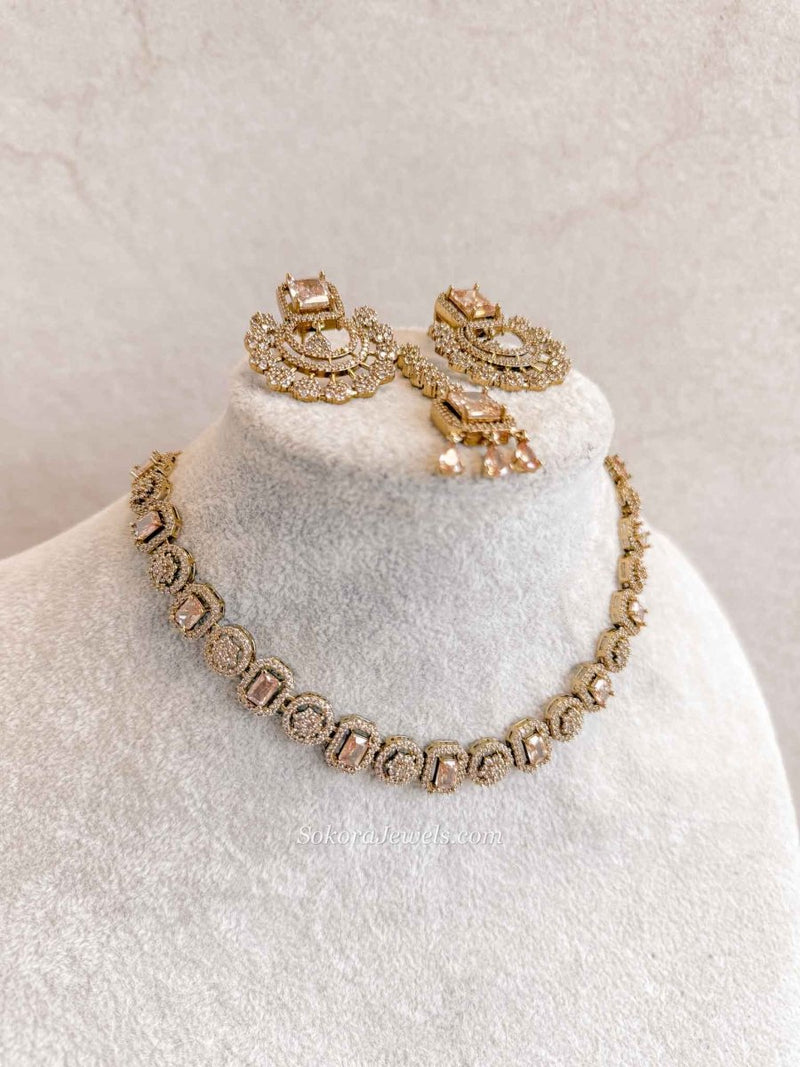 Small Diamante Set with Chandbali Earrings - SOKORA JEWELSSmall Diamante Set with Chandbali EarringsNECKLACE SETS
