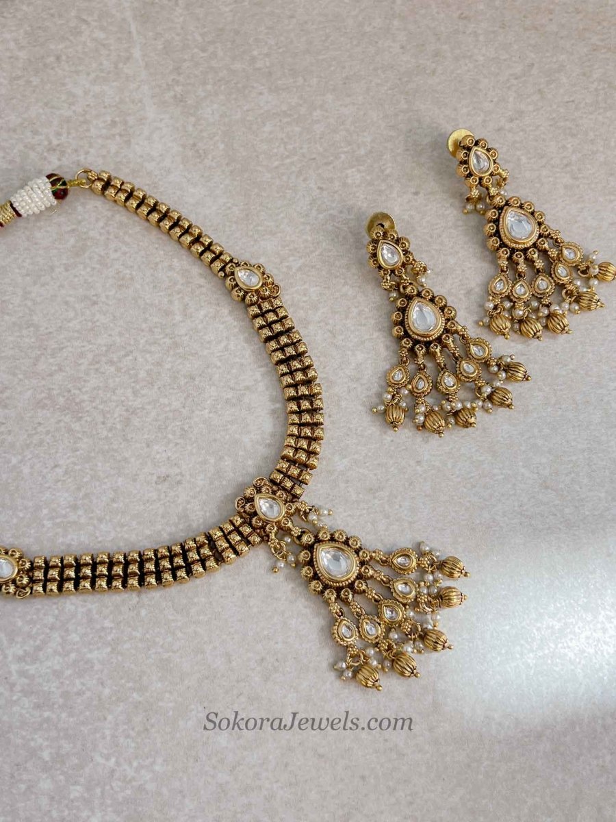 Small Drop Pendant Necklace & Earring Set - Indian Wedding Guest Jewellery - SOKORA JEWELSSmall Drop Pendant Necklace & Earring Set - Indian Wedding Guest Jewellery