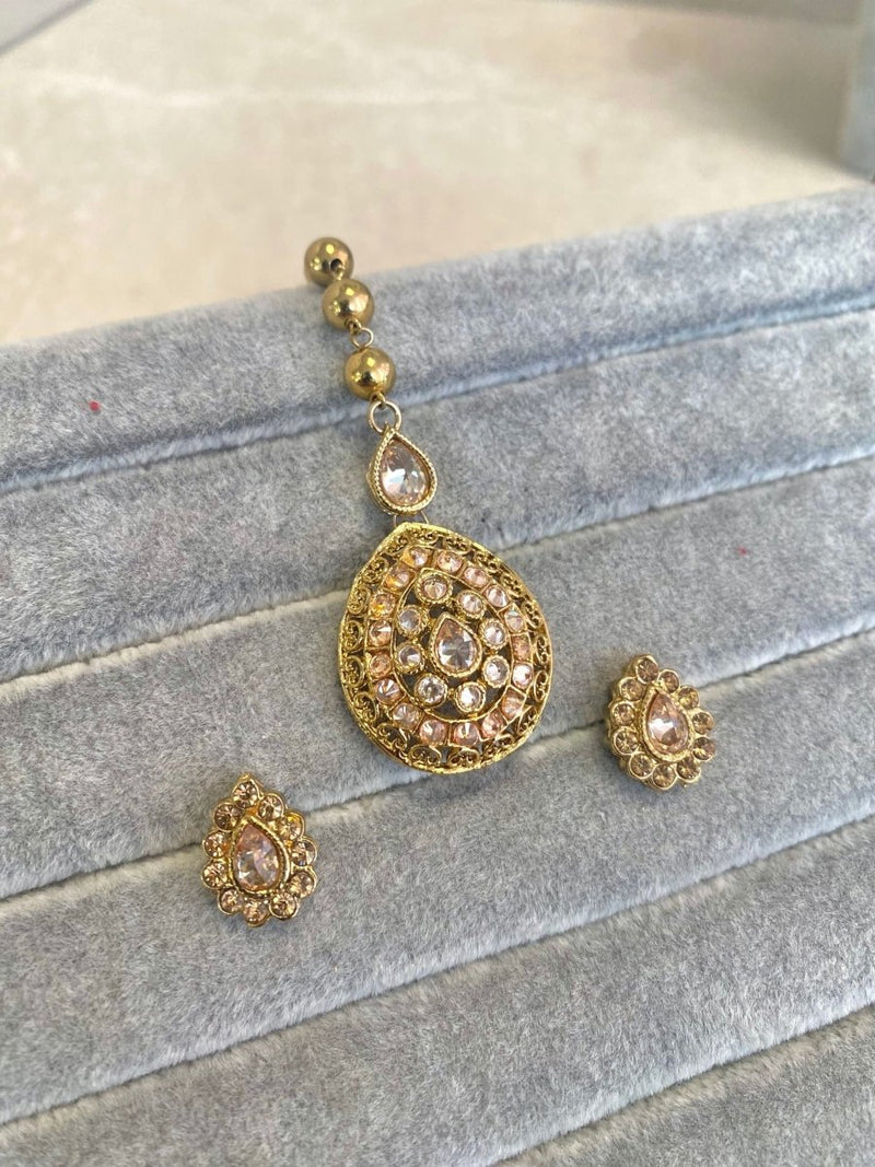 Small Earring & Tikka set - Golden - SOKORA JEWELSSmall Earring & Tikka set - Golden