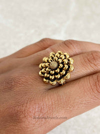 Small Floral Gold Ring - SOKORA JEWELSSmall Floral Gold RingRING