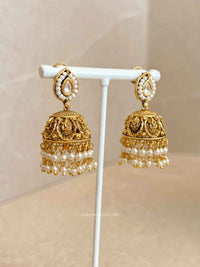 Small Gold Plated Kundan & Pearl Jhumka Earrings - SOKORA JEWELSSmall Gold Plated Kundan & Pearl Jhumka Earrings