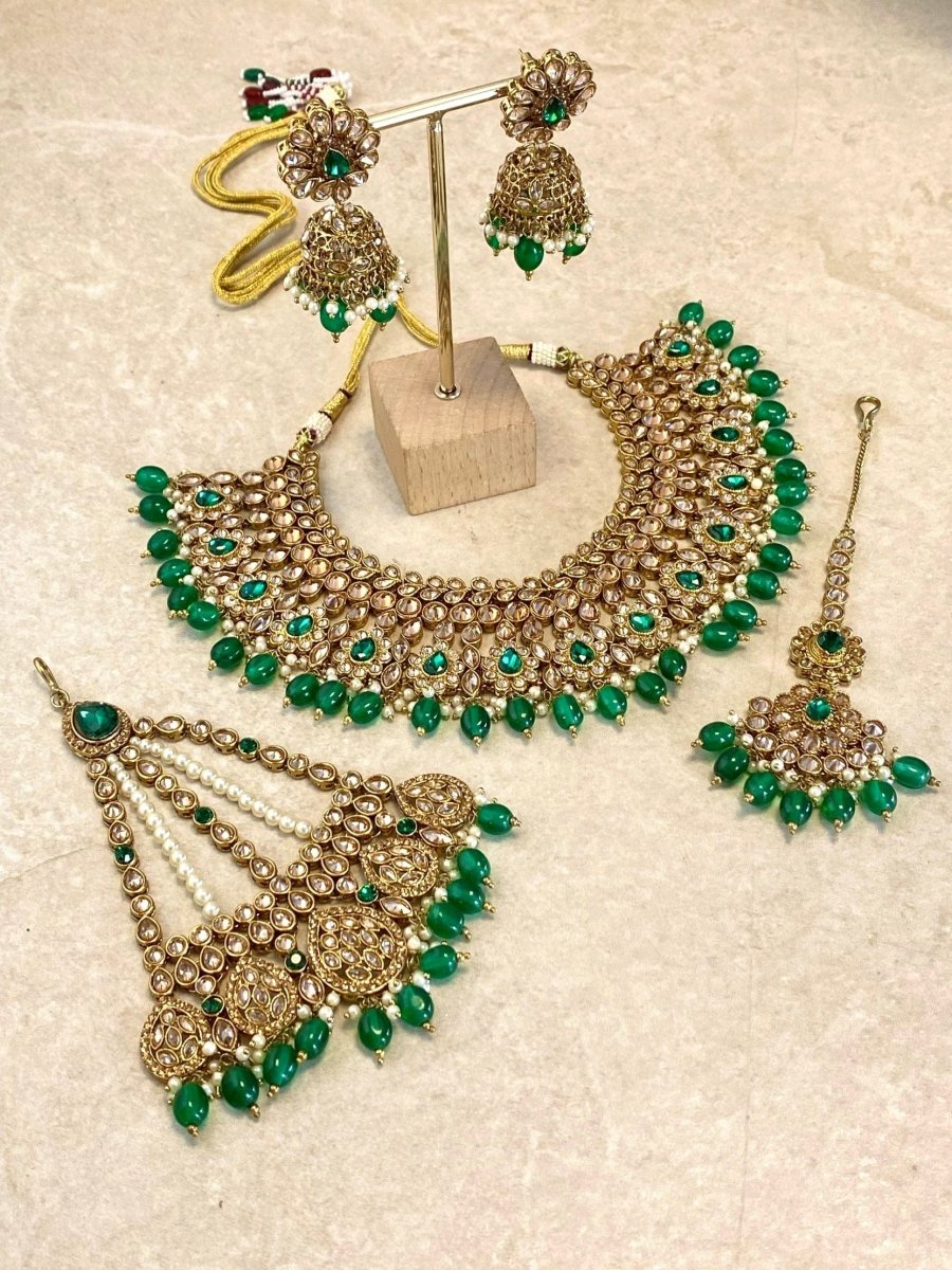 Small imperfections: Lucie Bridal Necklace Set - Green - SOKORA JEWELSSmall imperfections: Lucie Bridal Necklace Set - Green