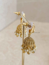 Small Kundan & Gold plated Jhumka Earrings - SOKORA JEWELSSmall Kundan & Gold plated Jhumka Earrings