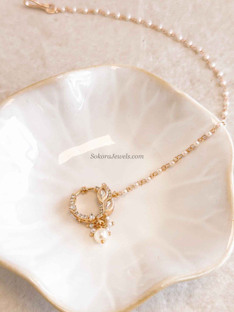 Small Kundan Leaf & Diamante Nose Ring - Clip on - SOKORA JEWELSSmall Kundan Leaf & Diamante Nose Ring - Clip on