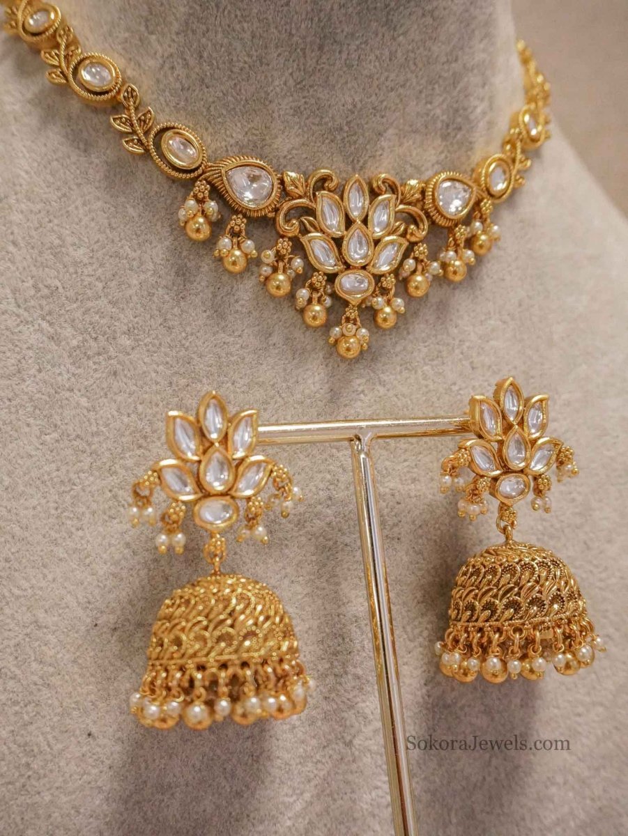 Small Kundan Necklace and Jhumka set - SOKORA JEWELSSmall Kundan Necklace and Jhumka set