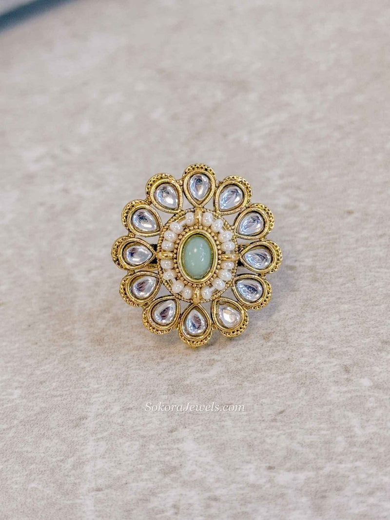 Small Kundan Oval Rings - SOKORA JEWELSSmall Kundan Oval RingsRING