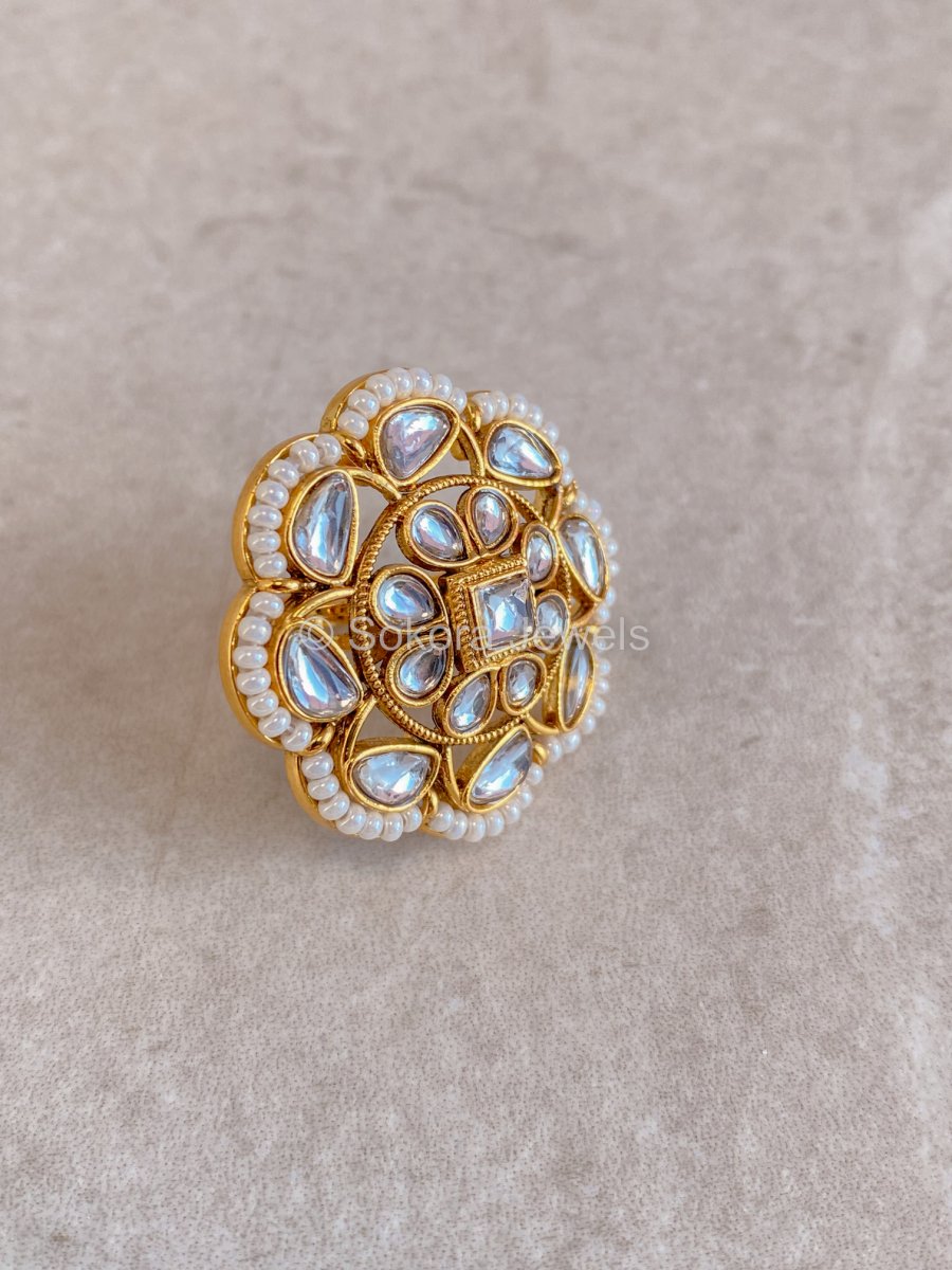 Small Kundan ring - SOKORA JEWELSSmall Kundan ringRING