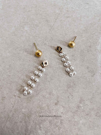 Small Pearl Chain Stud Earrings - 2 Colour Options - SOKORA JEWELSSmall Pearl Chain Stud Earrings - 2 Colour Optionsstuds and tops